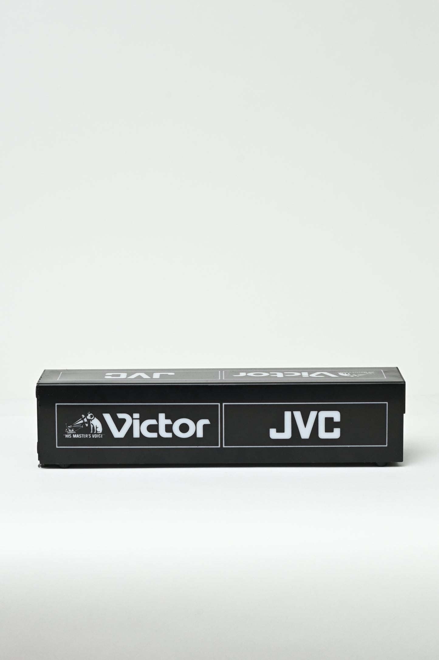 Victor, JVC display light